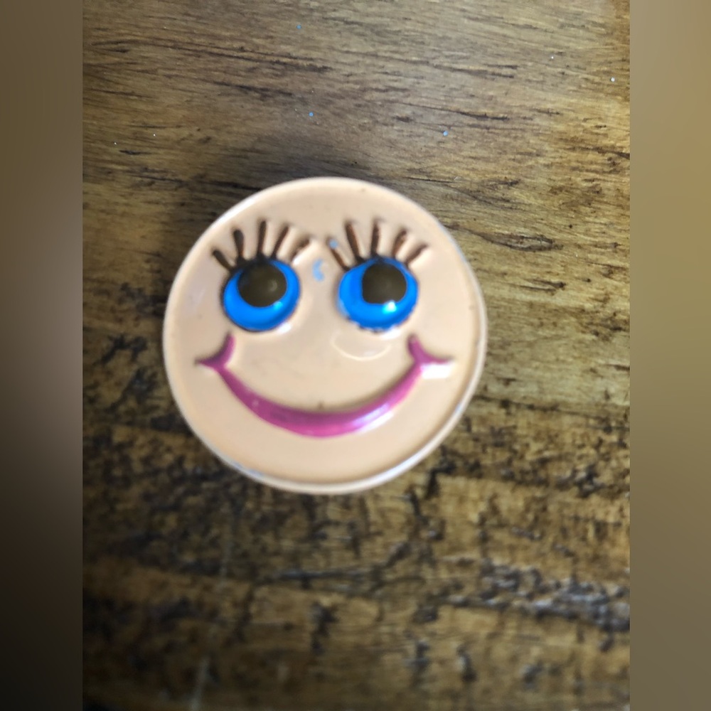 Smiley Face Pin- Vintage Circa 1980’s